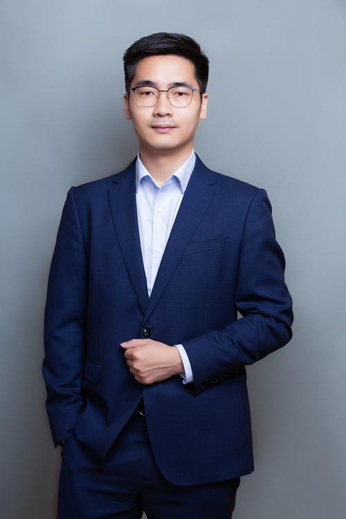 杨小琦 制作统筹负责人